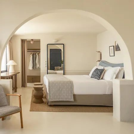 Homeric Poems Hotel Firostefani